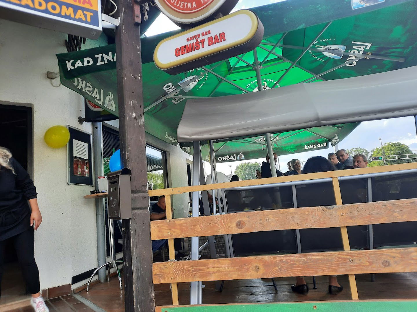 Caffe bar "Gemišt - bar"