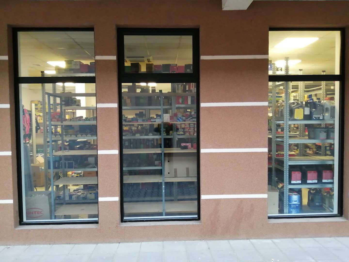 Auto Delovi KNEŽEVIĆ