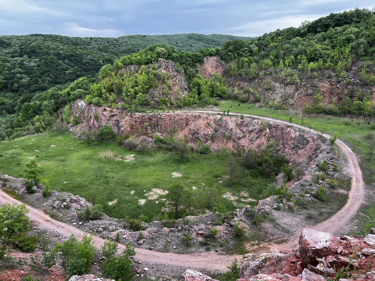 Kamenolom Debeli Cer