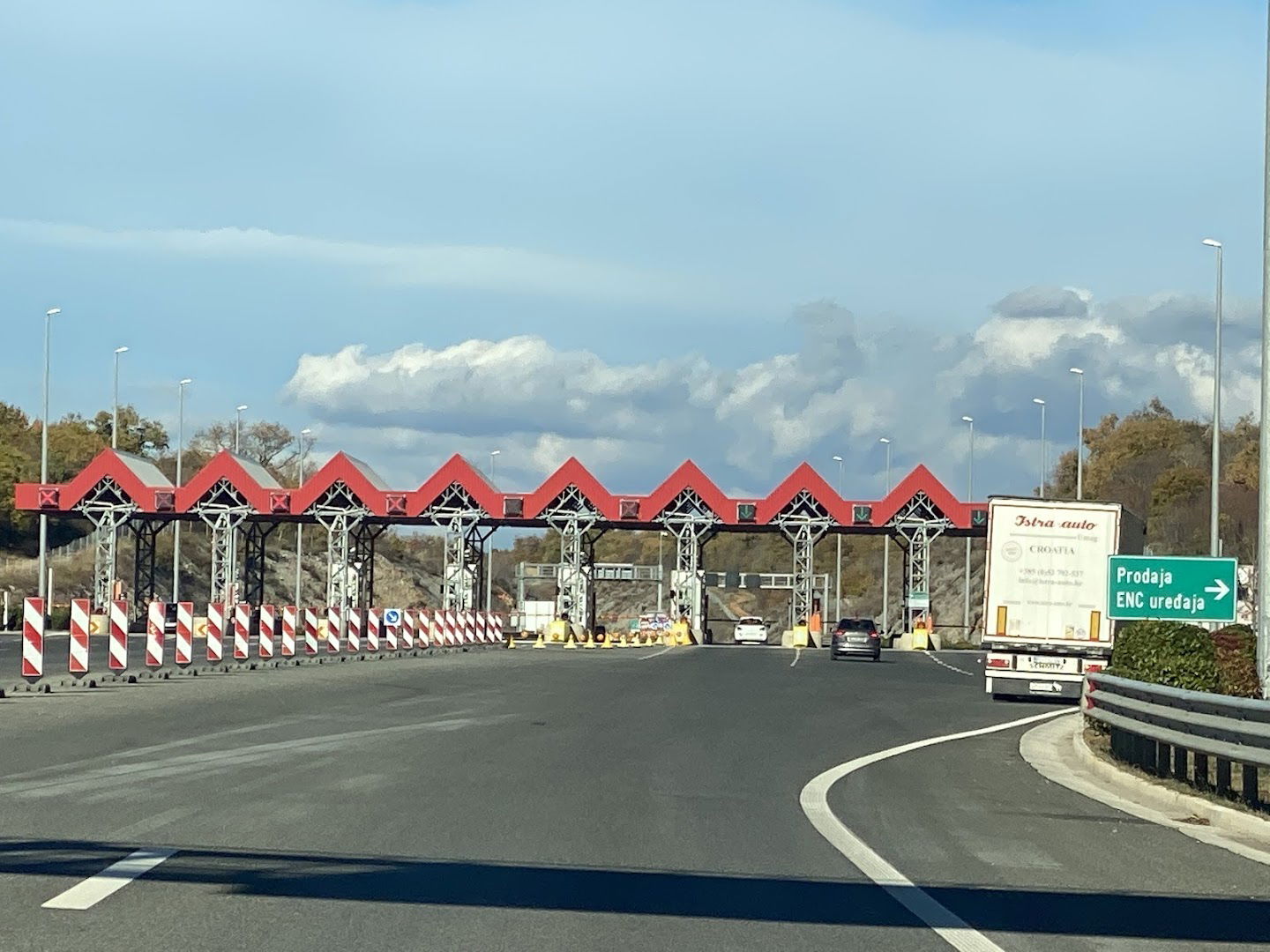 Pula - Pula Toll booth