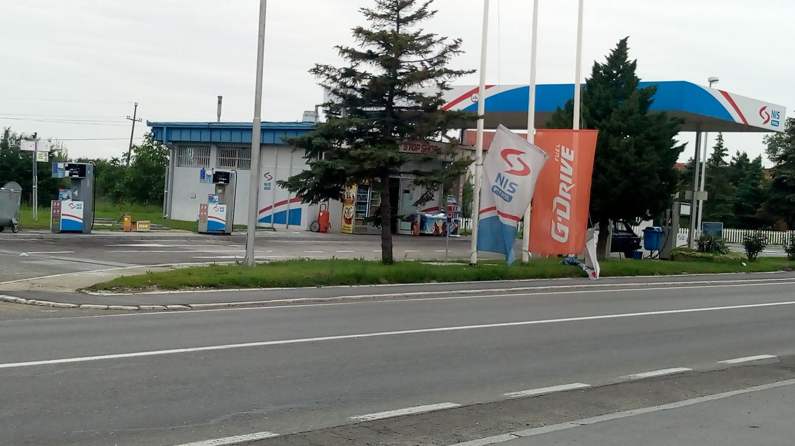 NIS Petrol