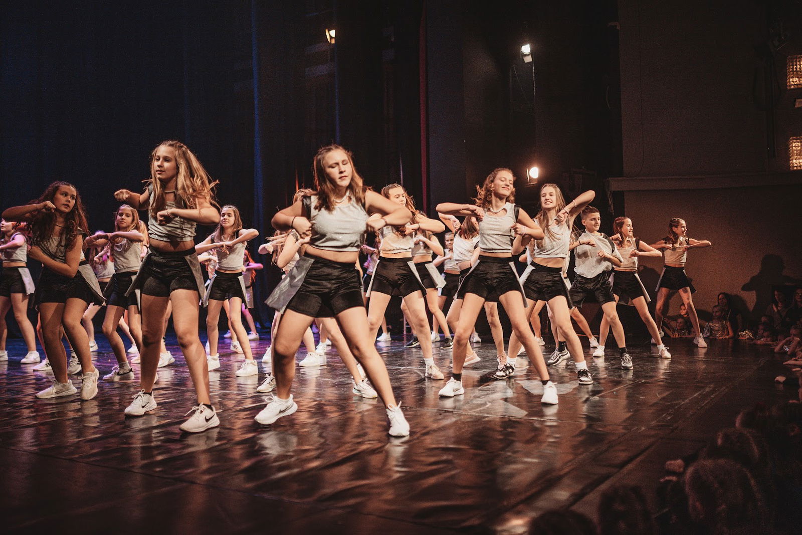 Sportski Plesni Klub Bellus