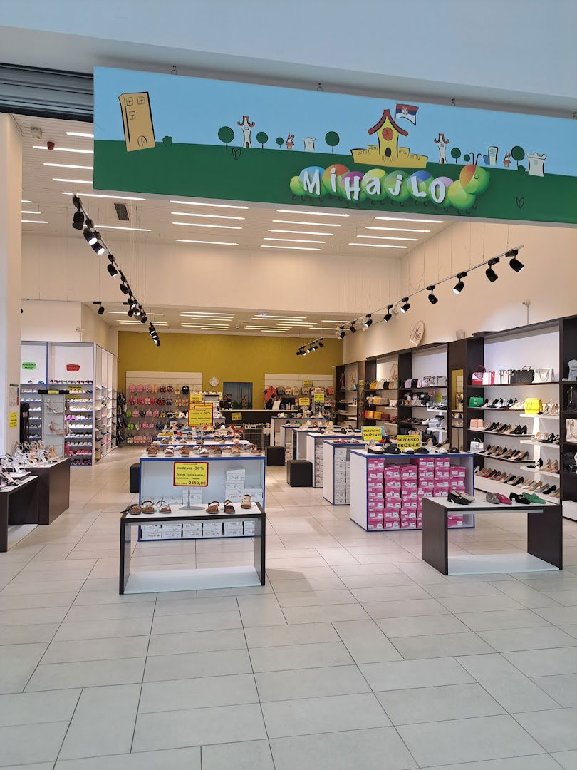 Tržni centar Karaburma