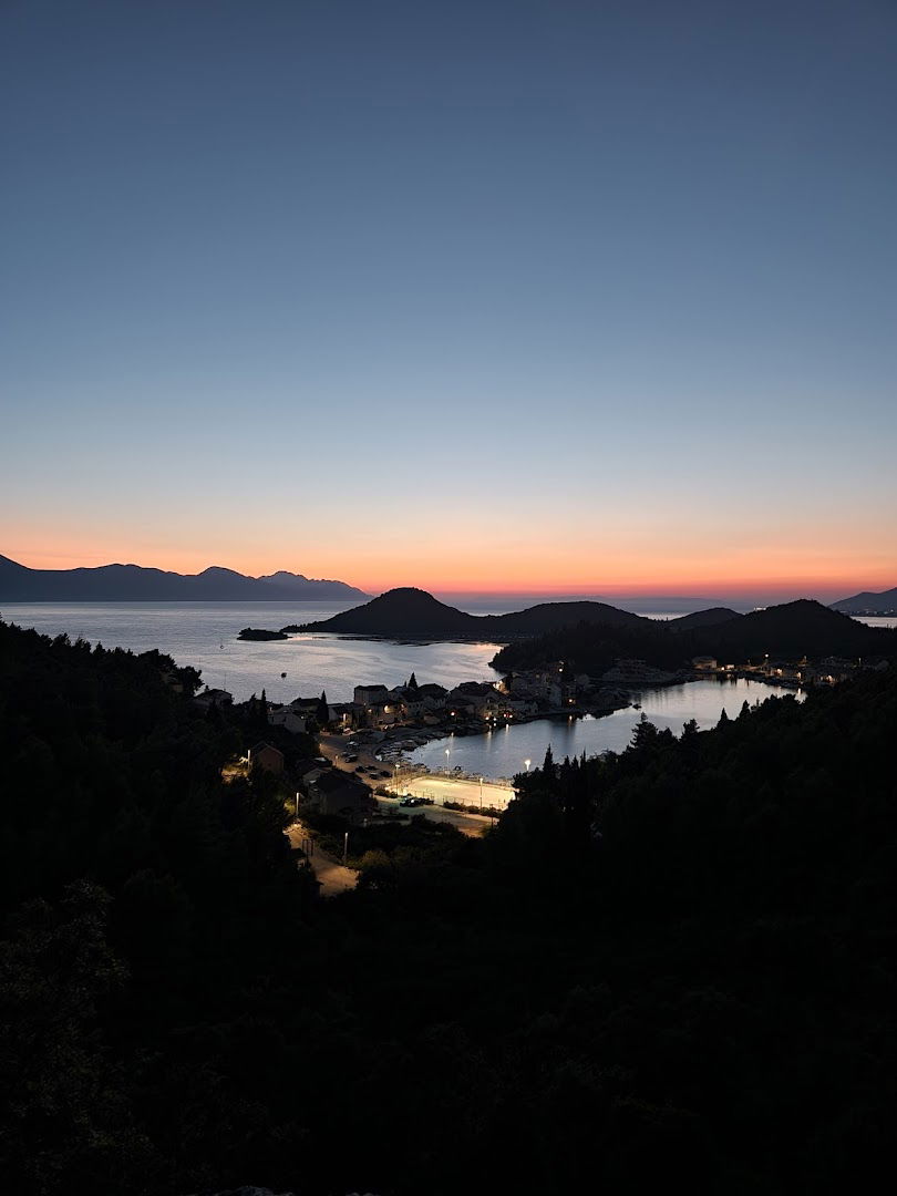 Blace, Meterize cemetery