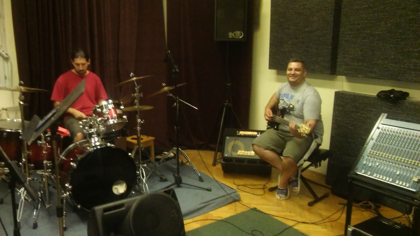 High Voltage, Rok & Roll studio