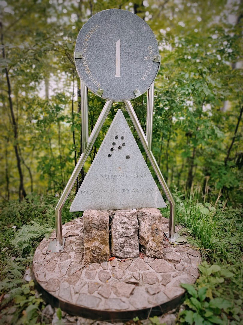 Veliki vrh spomenik slo tolarju