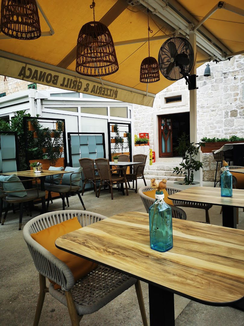 Pizzeria & Grill Bonaca