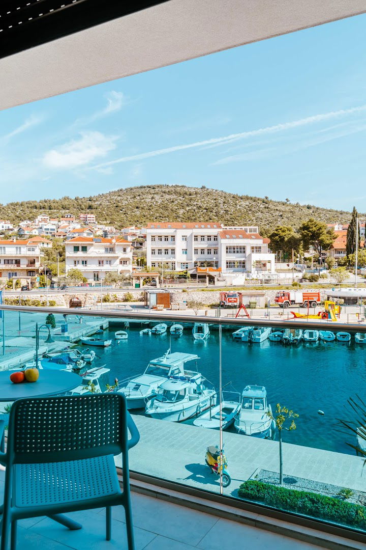 Blue Marina Apartments