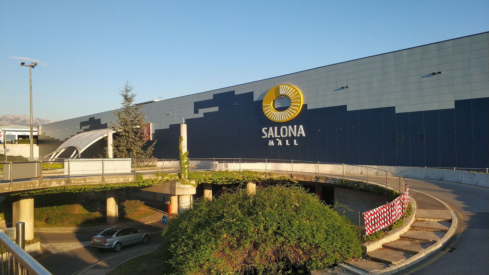 Salona Mall