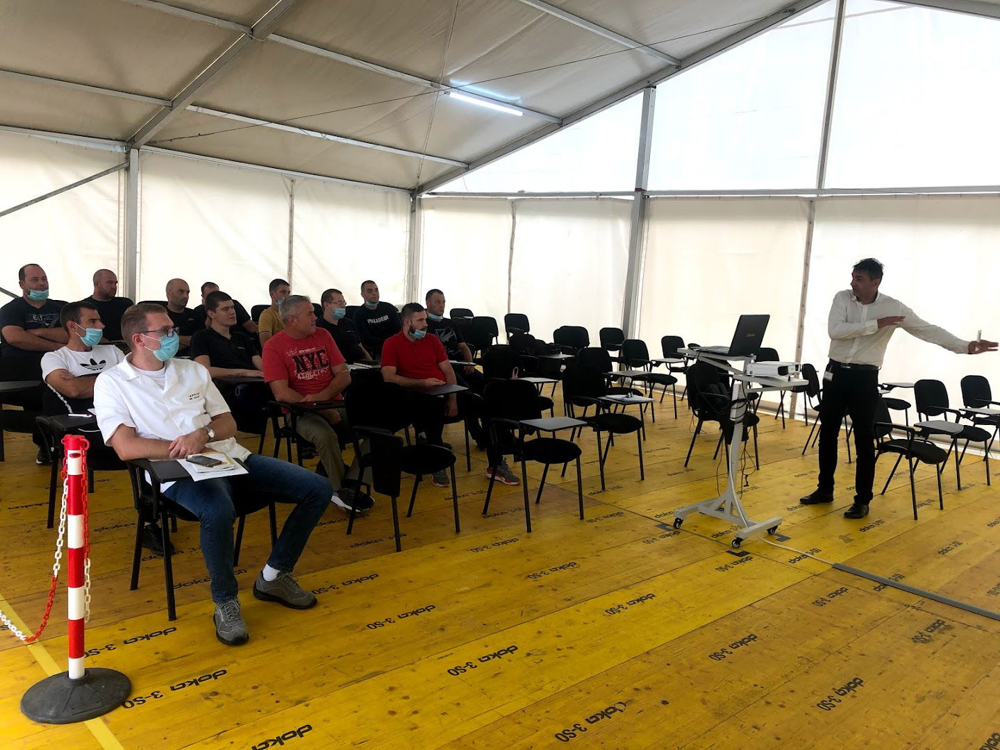 Centar za obrazovanje Braća Stamenković