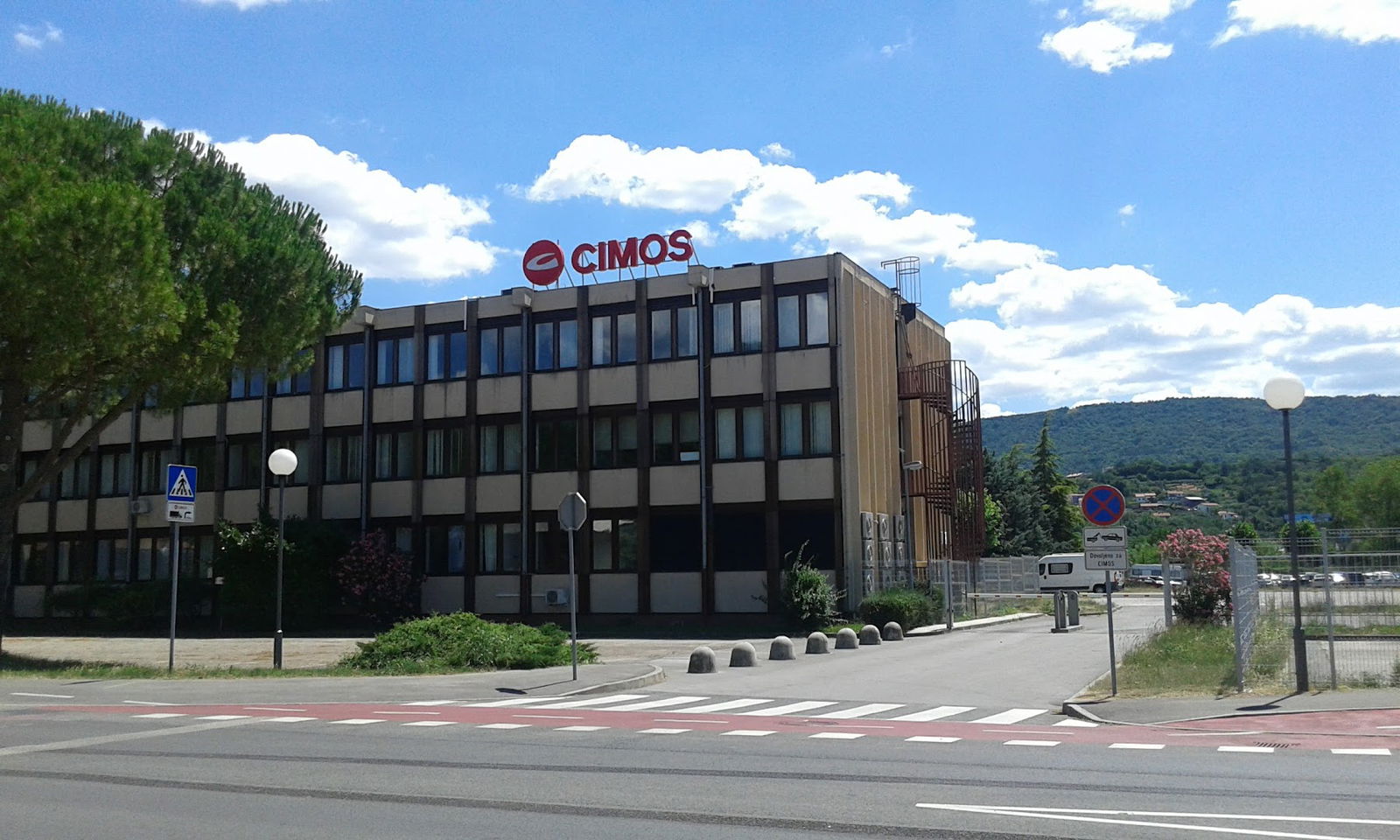 Cimos d.d. Avtomobilska industrija