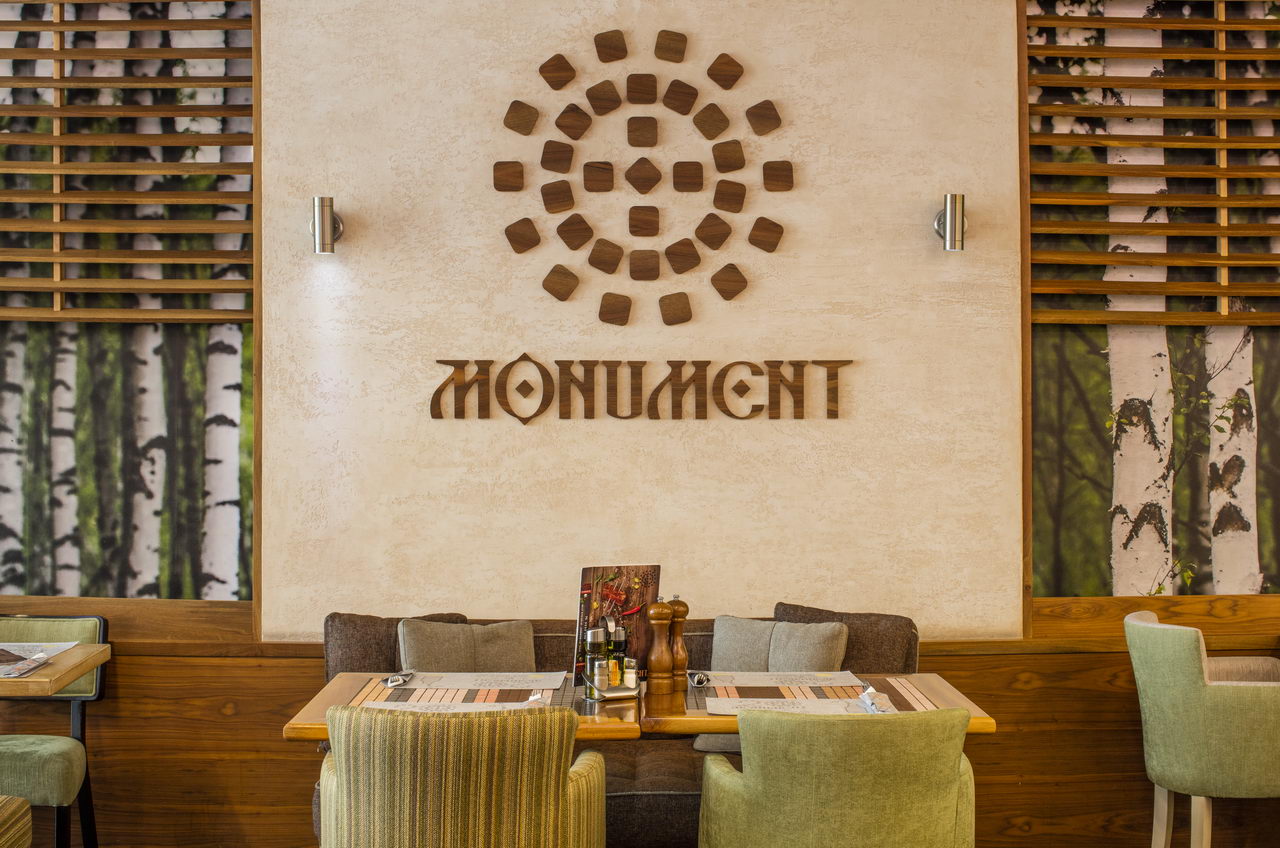 Dostava hrane Novi Beograd, Ušće - restoran Monument