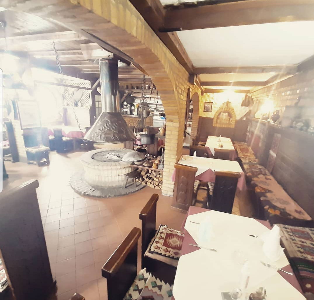 Restaurant “Oroz”