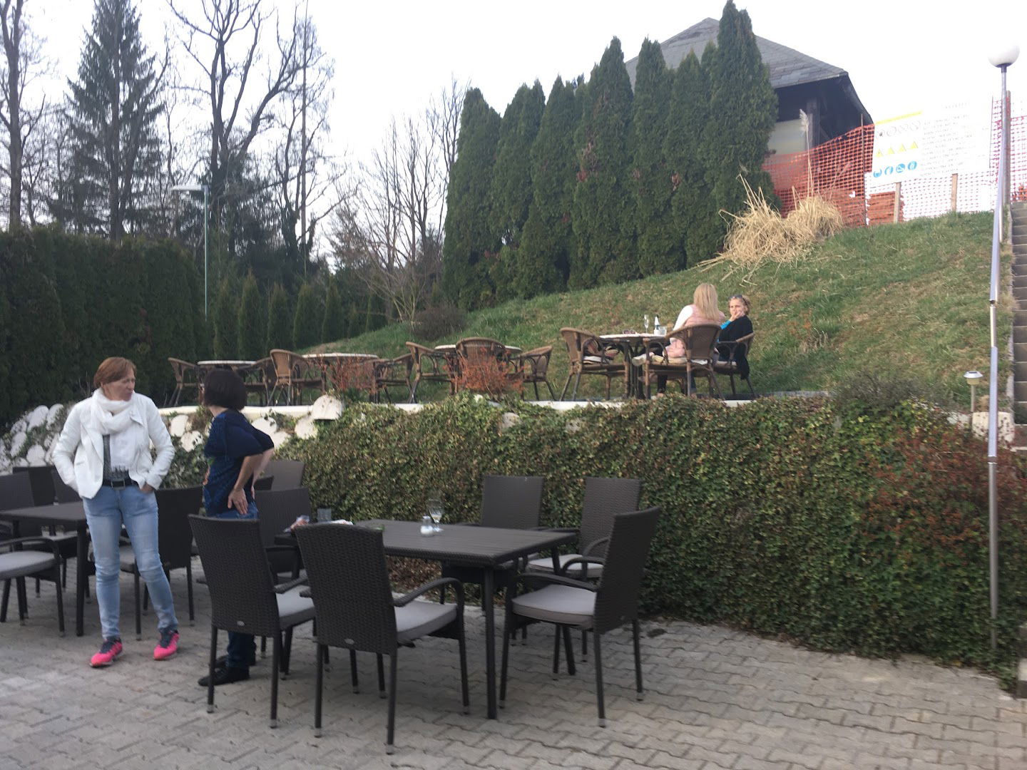 Škulj tenis center podjetje za oddajanje pokritih teniških Igrišč d.o.o.