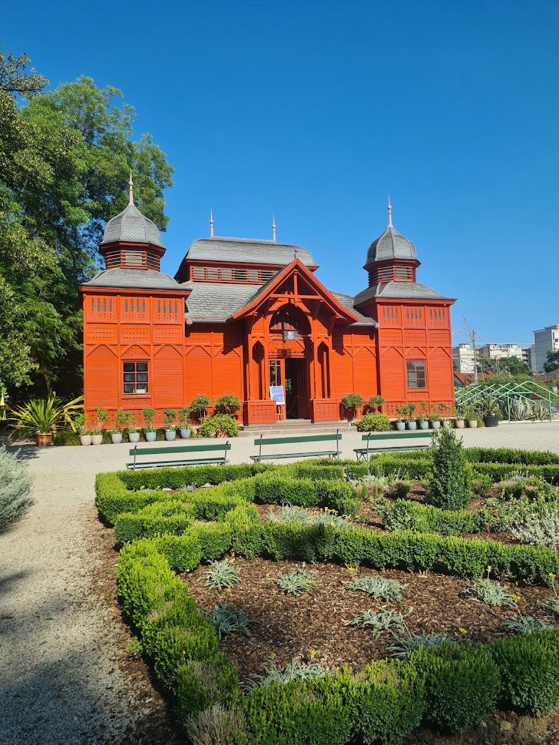Botanical Garden Pavillion