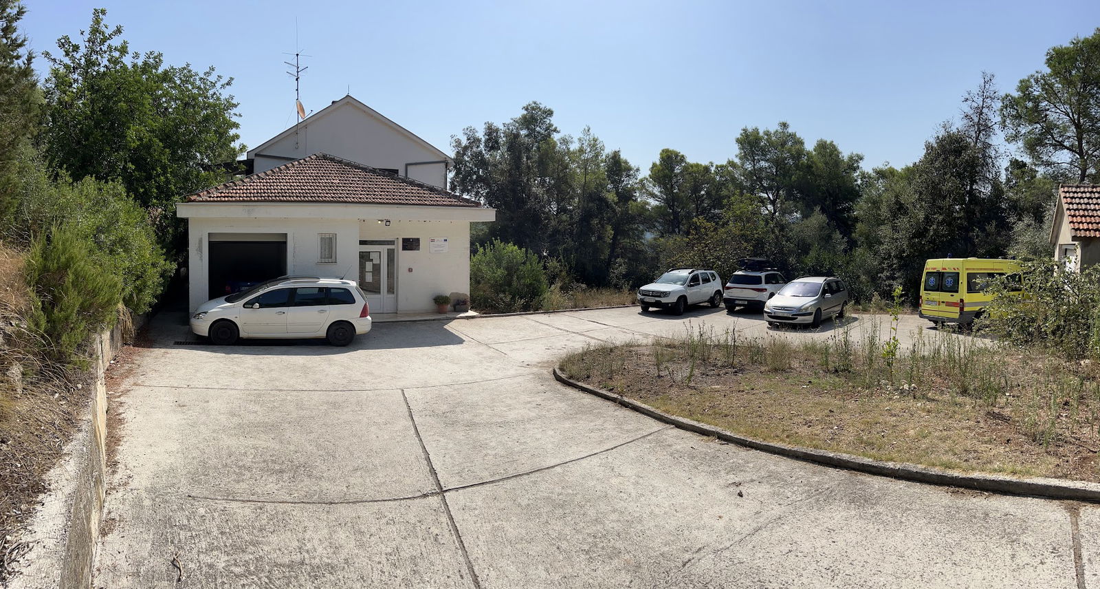 Hospital and Emergency Room