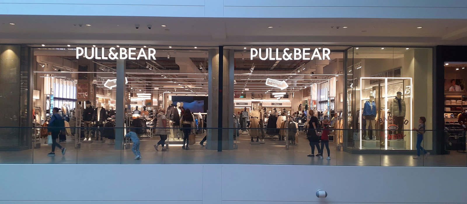 Pull & Bear Galerija