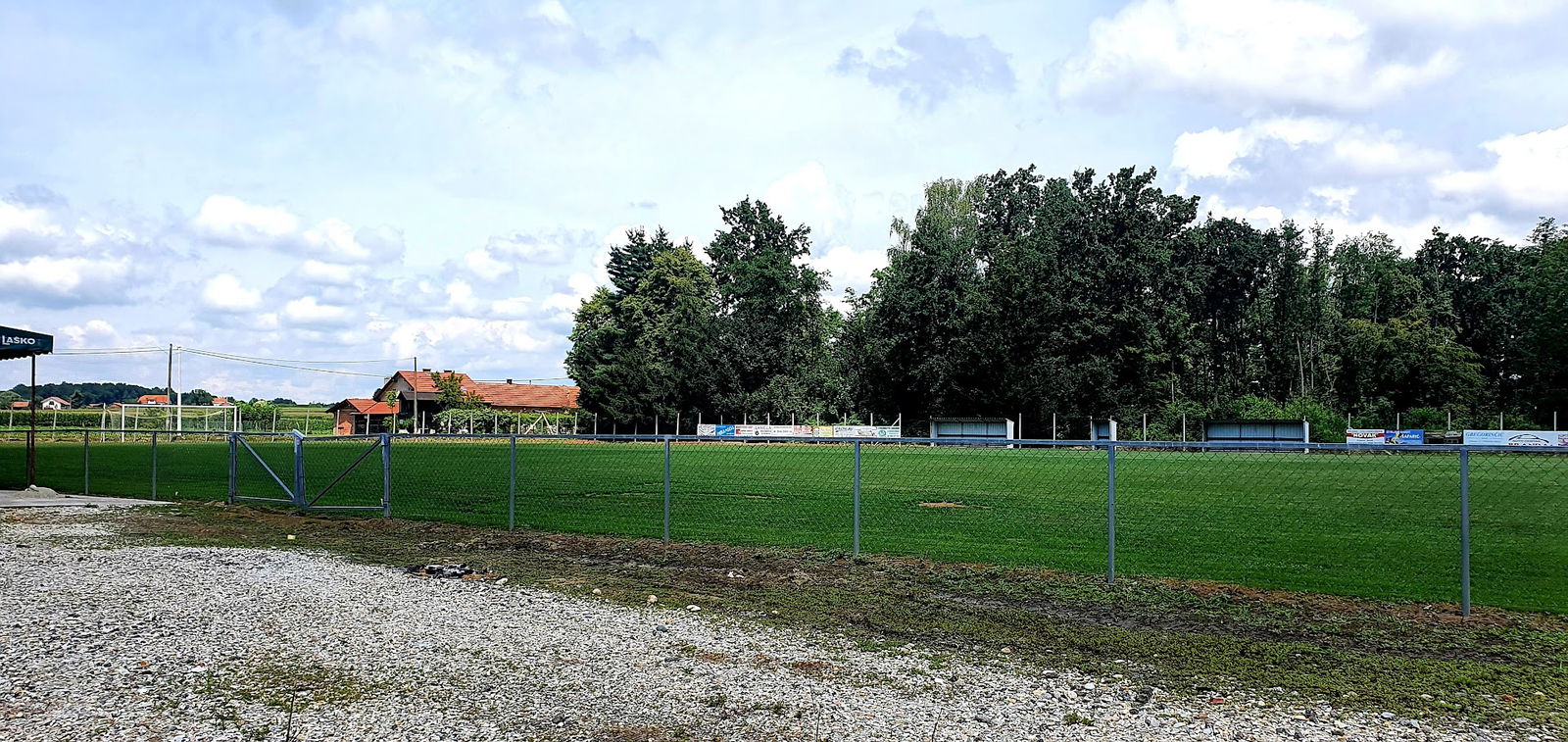 Nogometno igralište