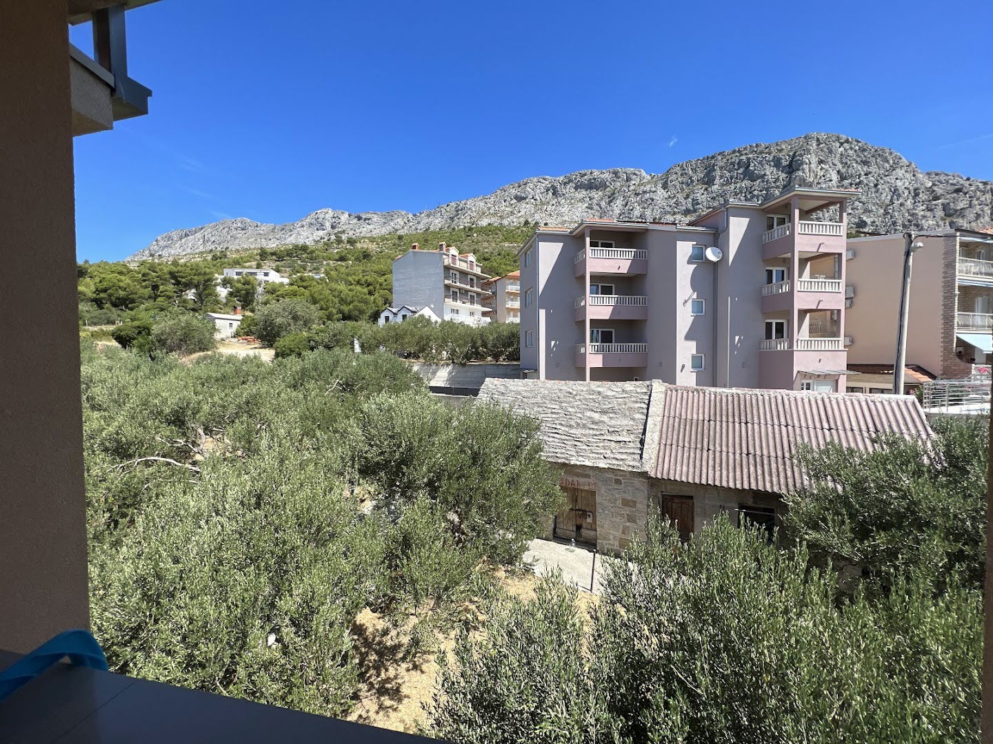 Sandy Beach Apartments