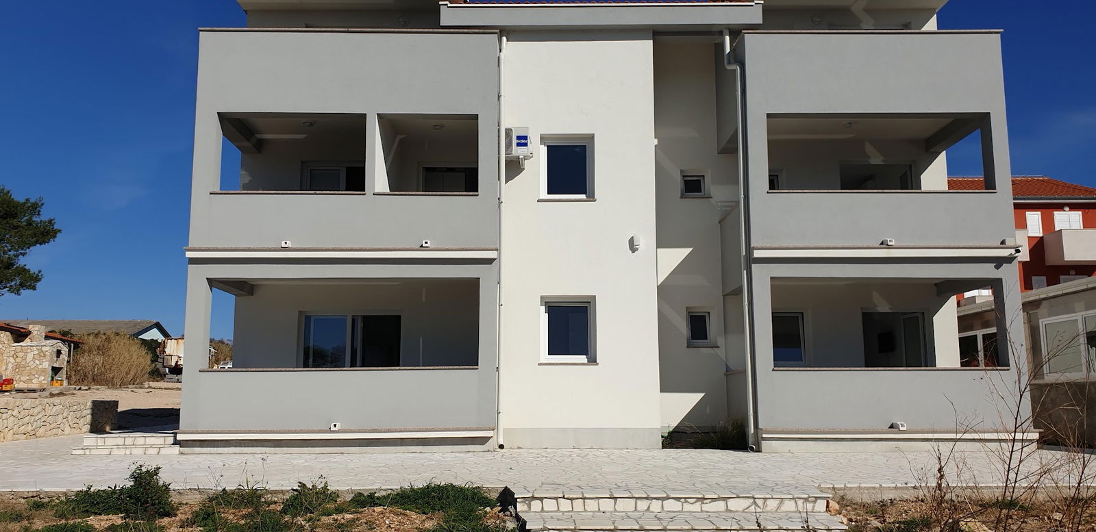 Apartments Ljilja, Privlaka