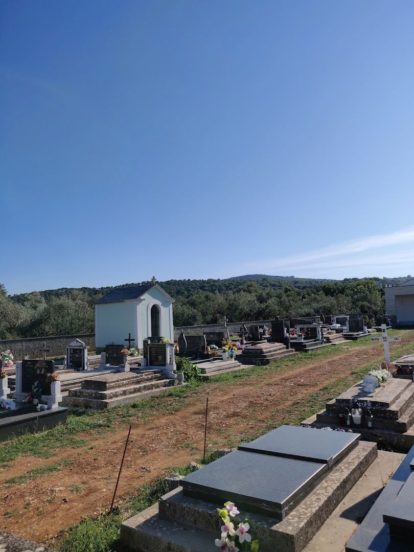 Kraj cemetery