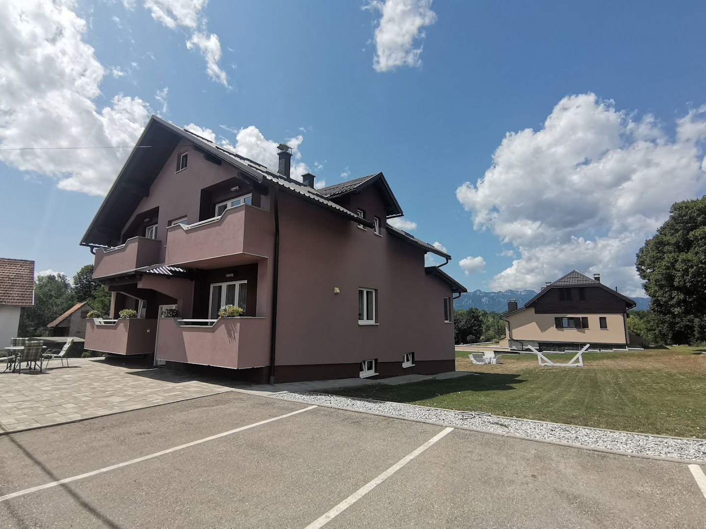 Apartmani i sobe MATOVINOVIĆ