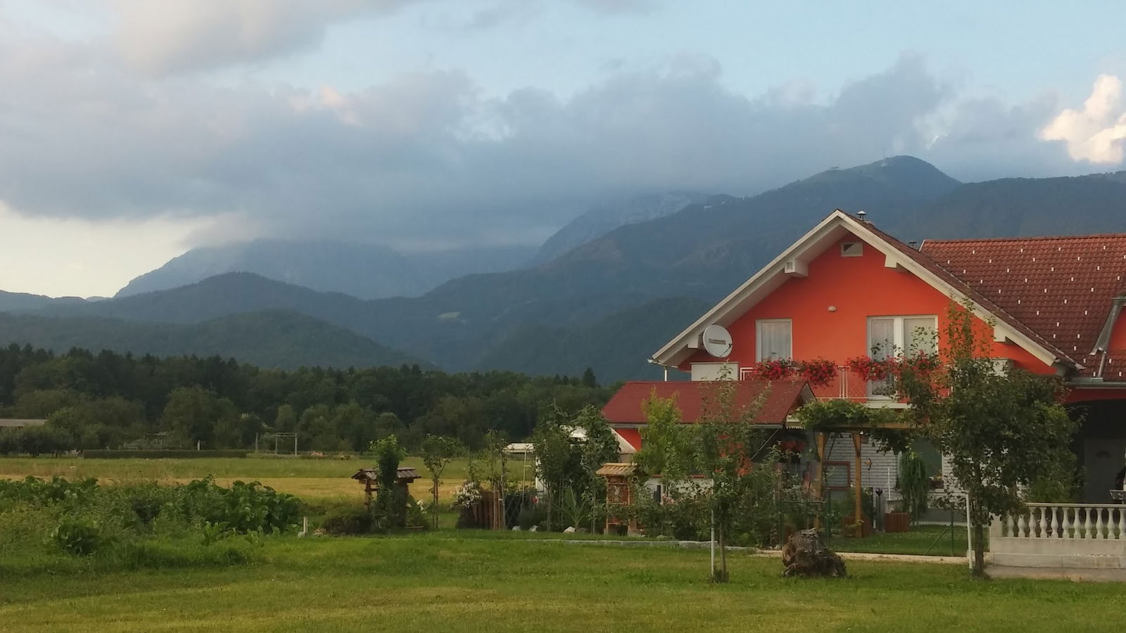 Gostilna in prenočišča pri Cilki, Cecilija Čretnik s.p.