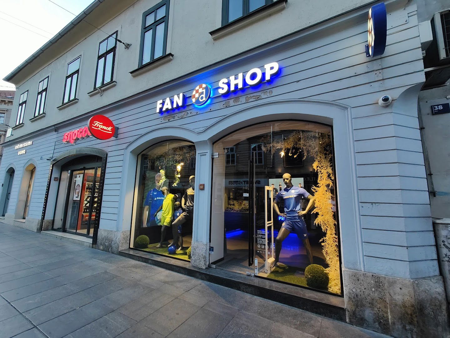 GNK Dinamo - fan shop 2 (Ilica)