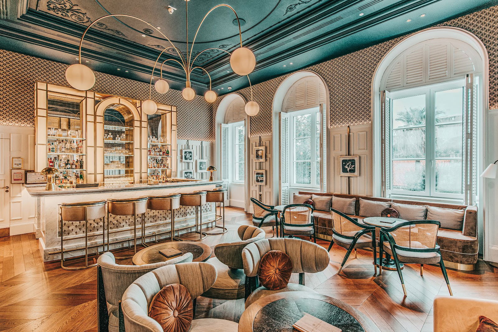 The Imperial Bar and Lounge