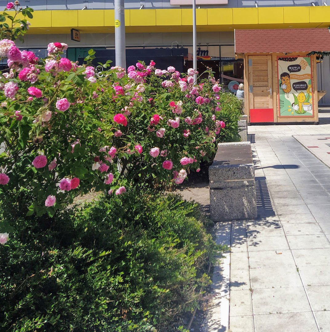 паметна клупа