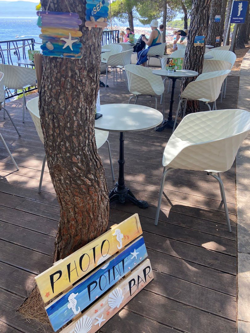 Photo Point Bar