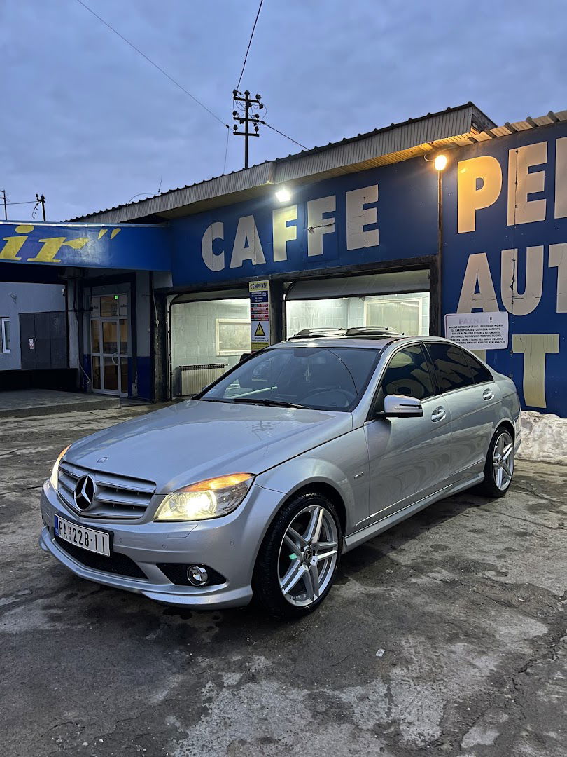 Autoperionica Pionir