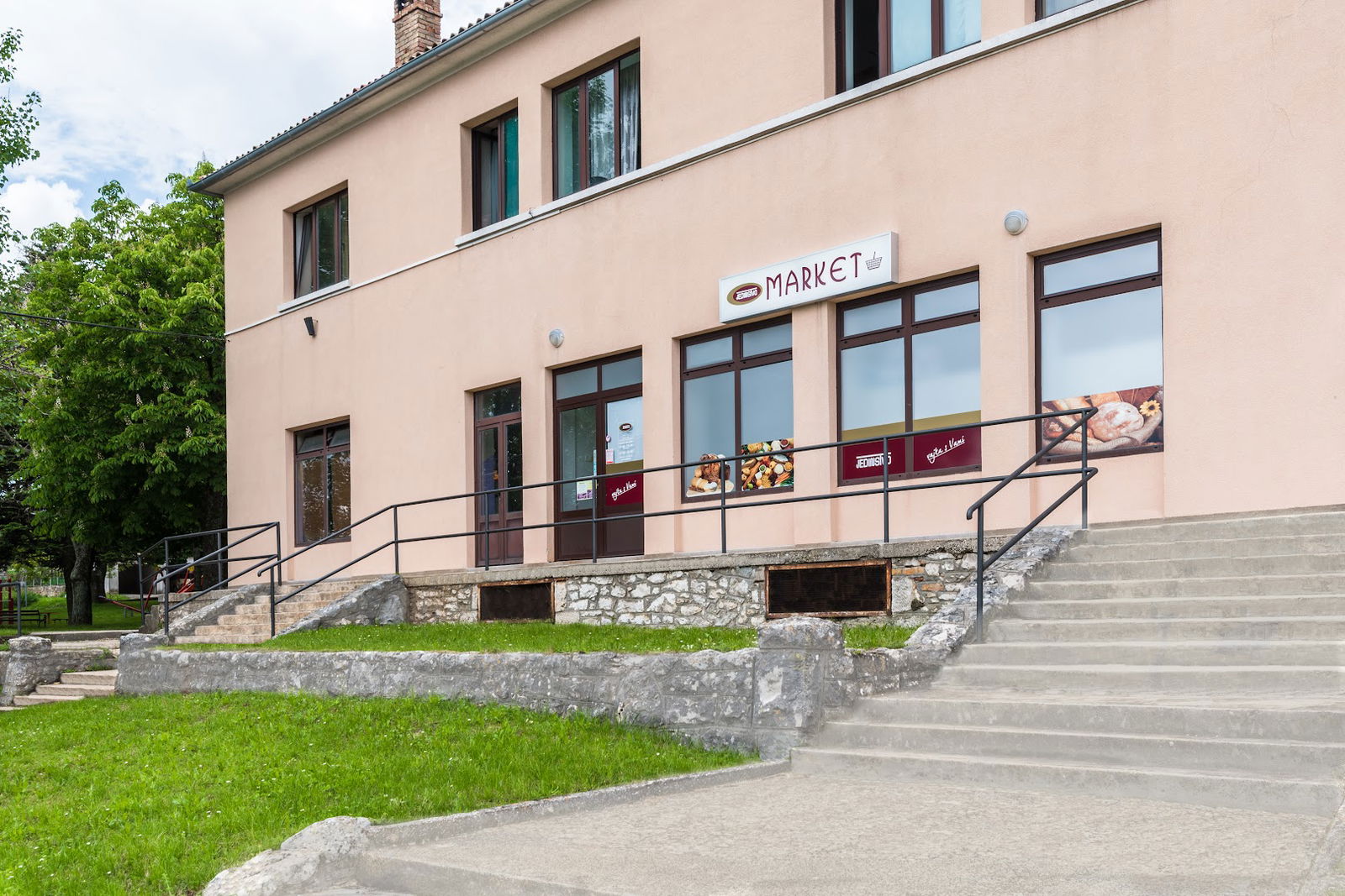 Market Jedinstvo "Martinski"