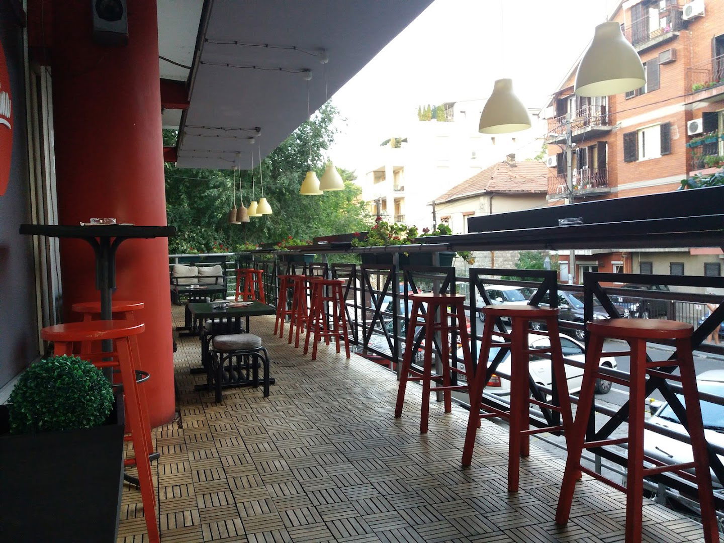 Collina Burgers & Pancakes