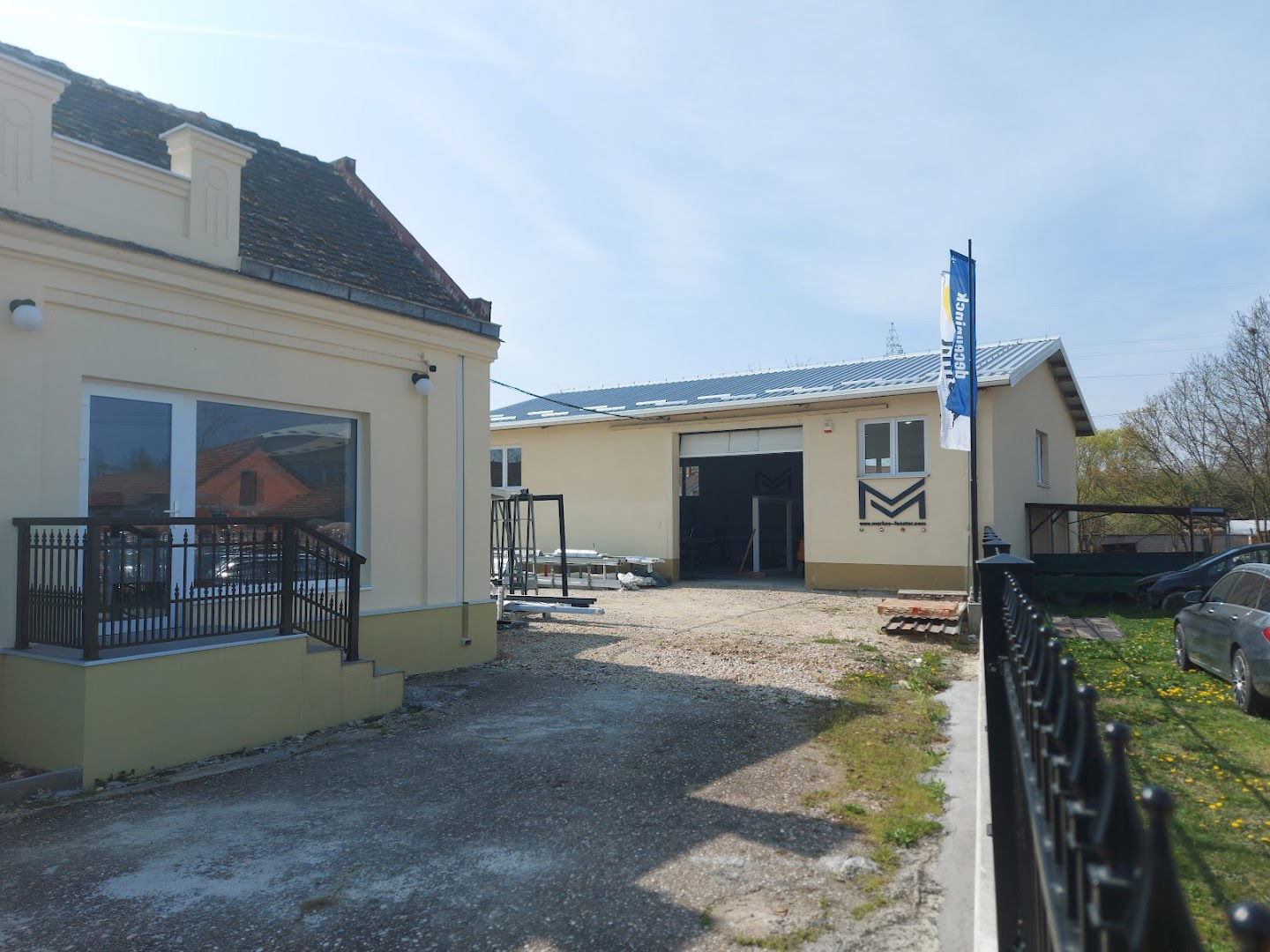 MARKOS PVC-ALU FENSTER