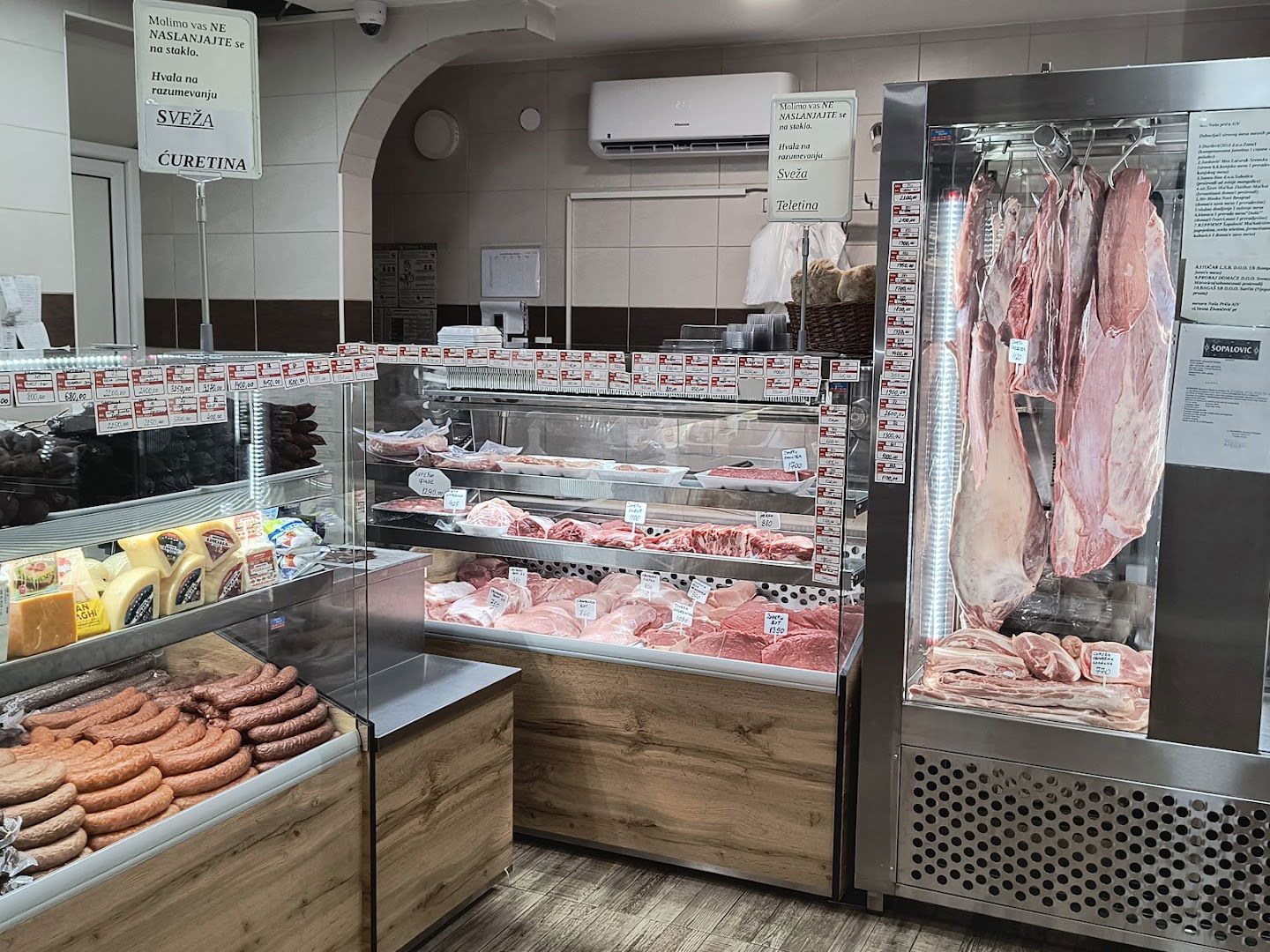 Mesara Naša priča A i V