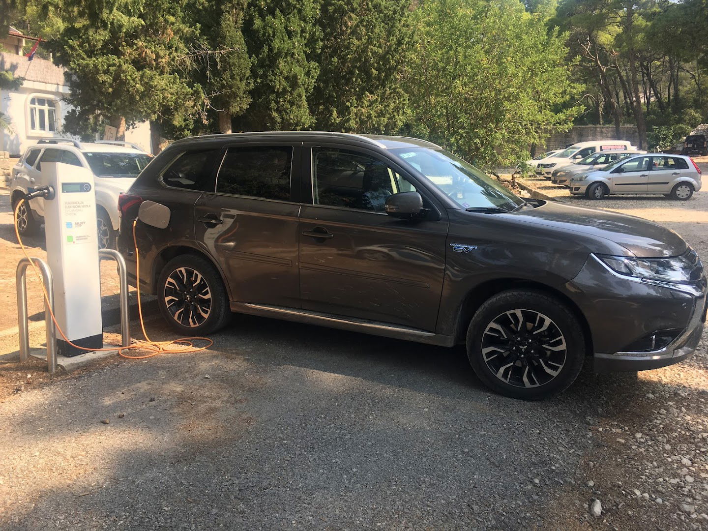 Hrvatski Telekom Charging Station