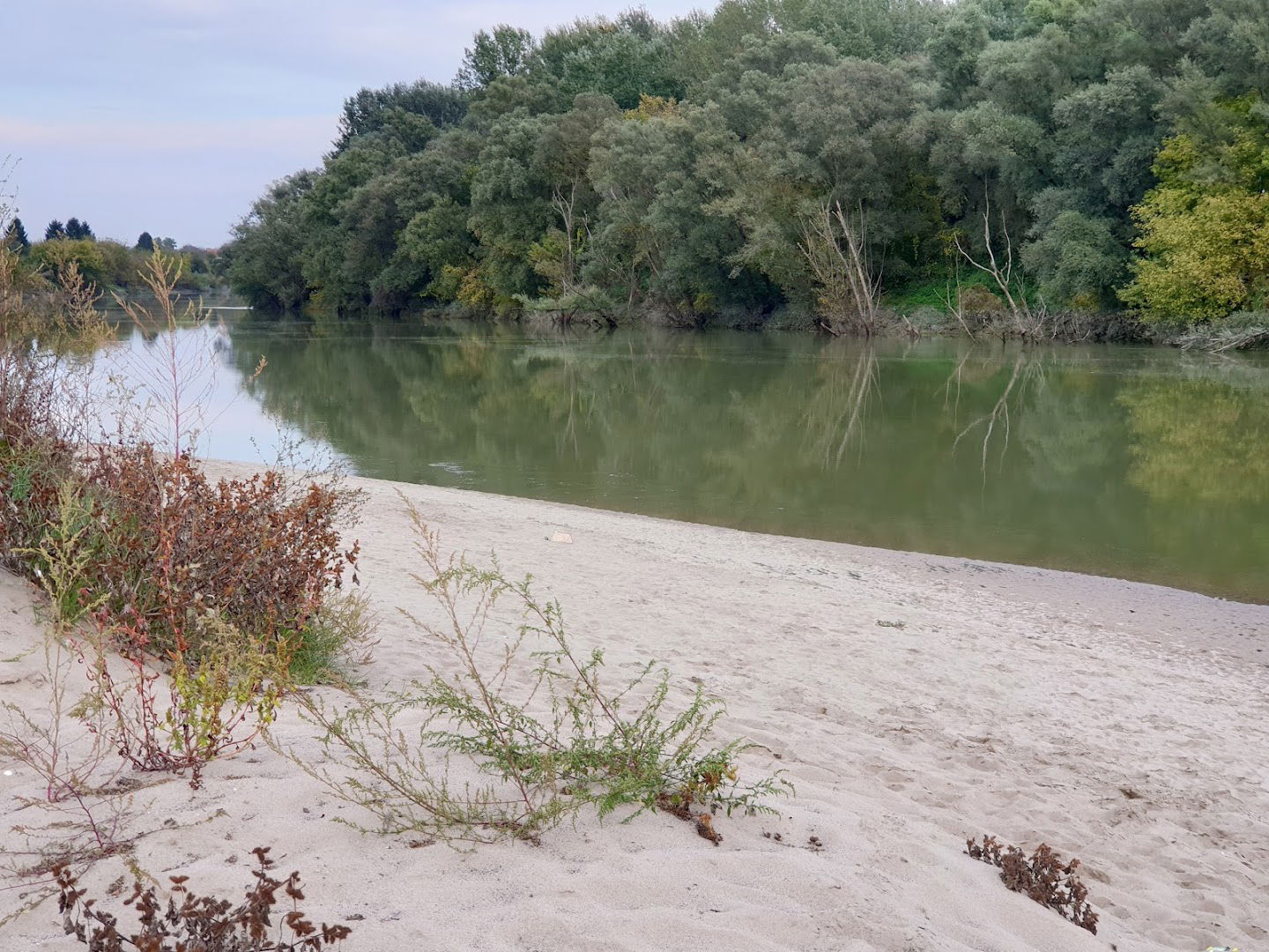 Kucel, pješčana plaža
