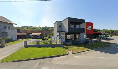 Caffe bar Centar, Veliko Trojstvo