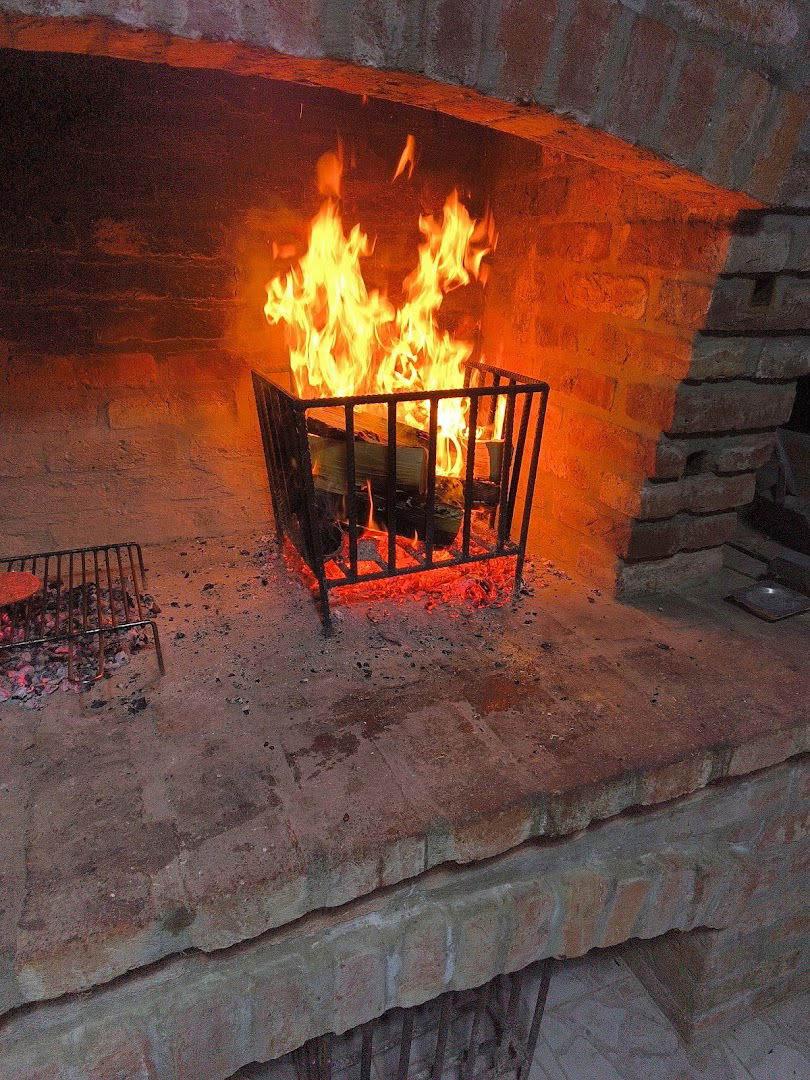 Jolina i Lunina vikendica