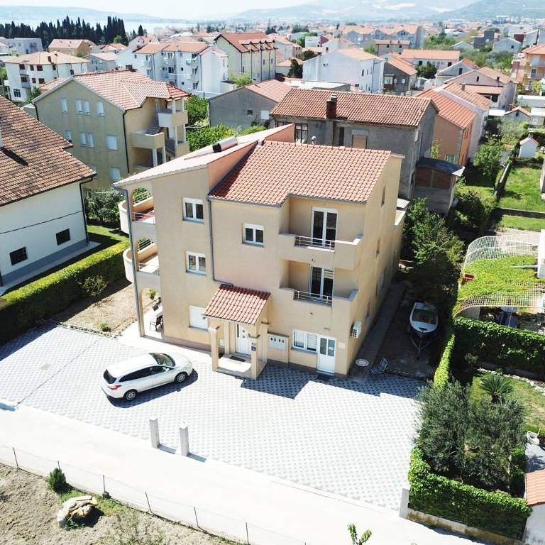 Apartments Adria
