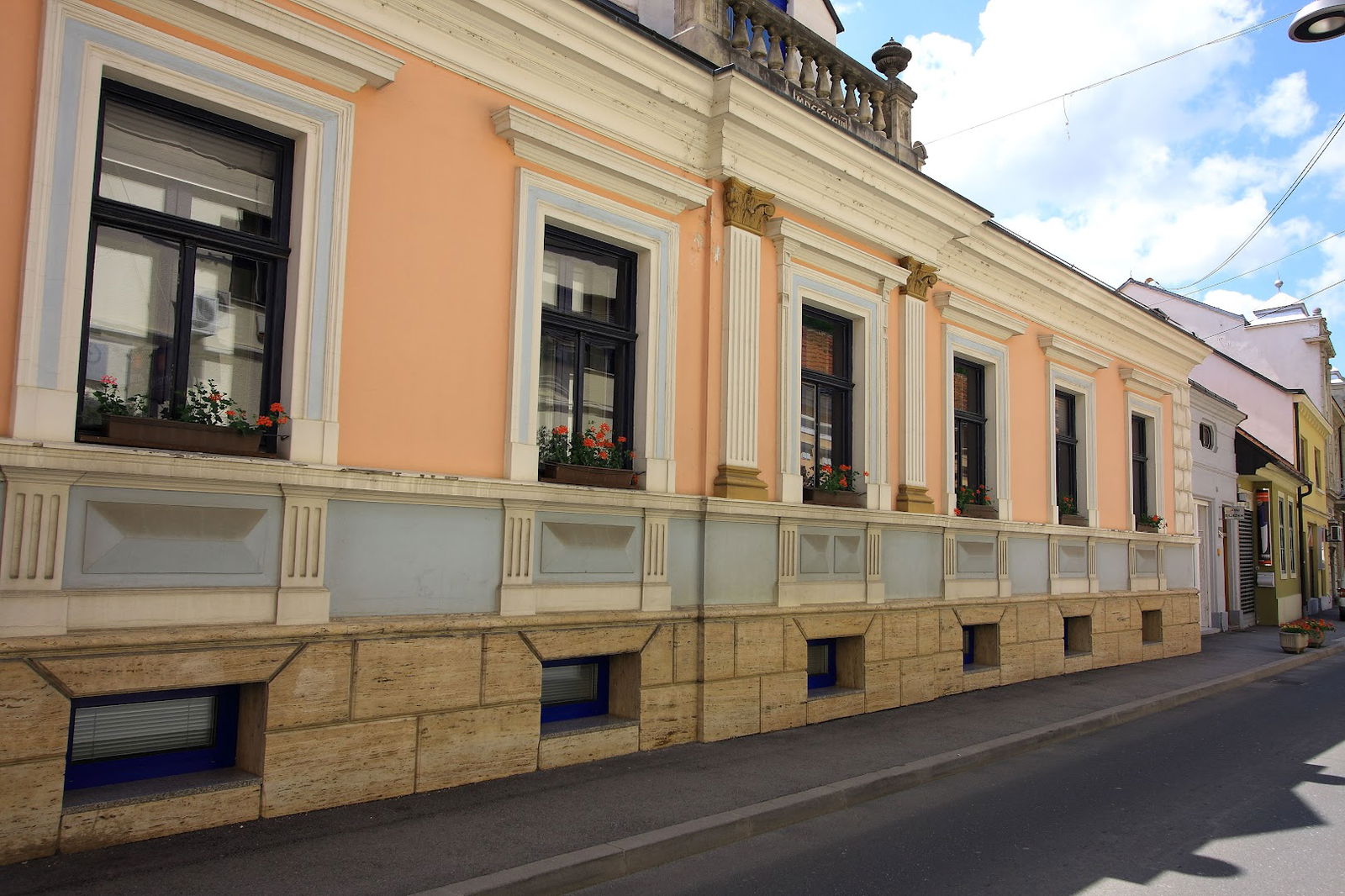 Dom Sveti Nikola Krapina