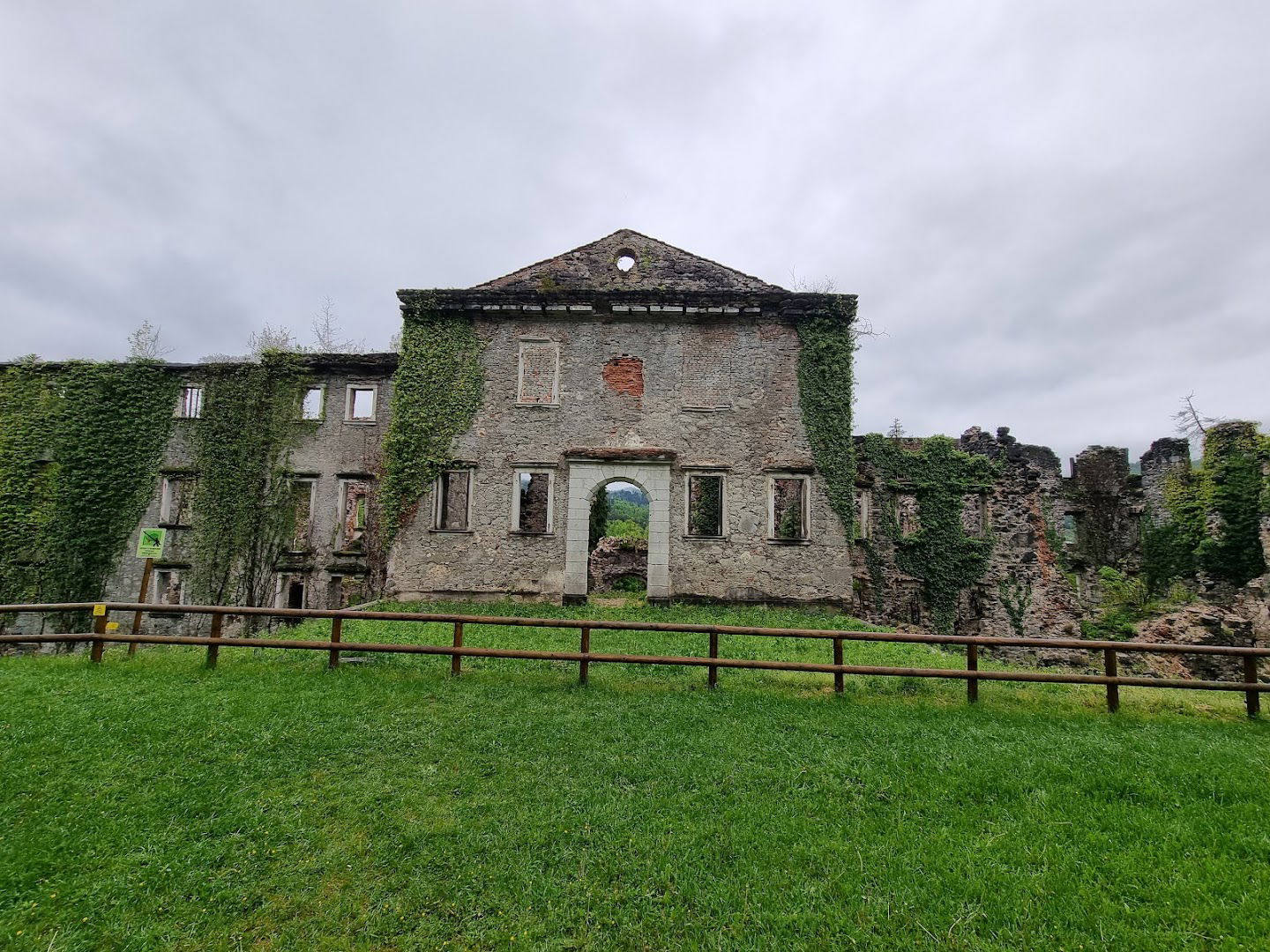 Škratkova čitalnica