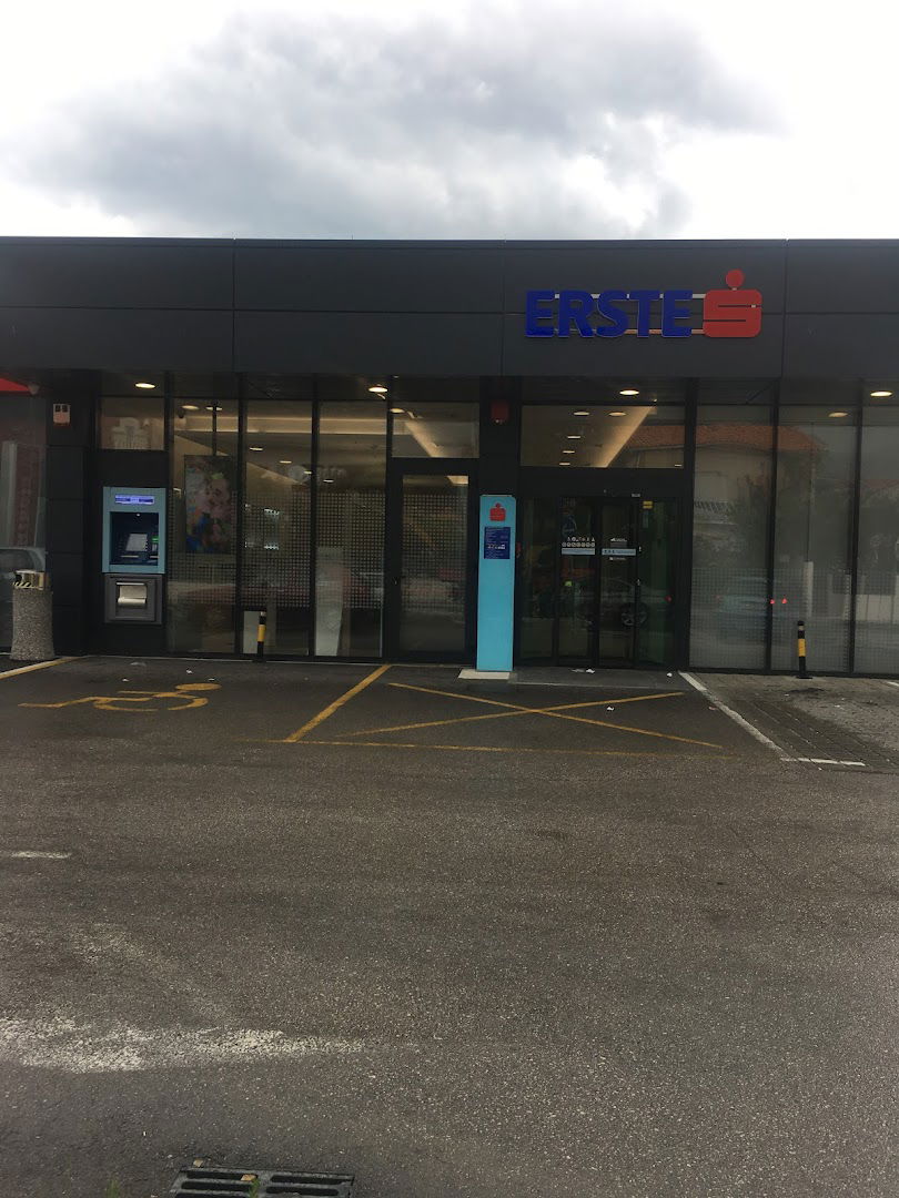 Erste banka - Filijala Kaštela