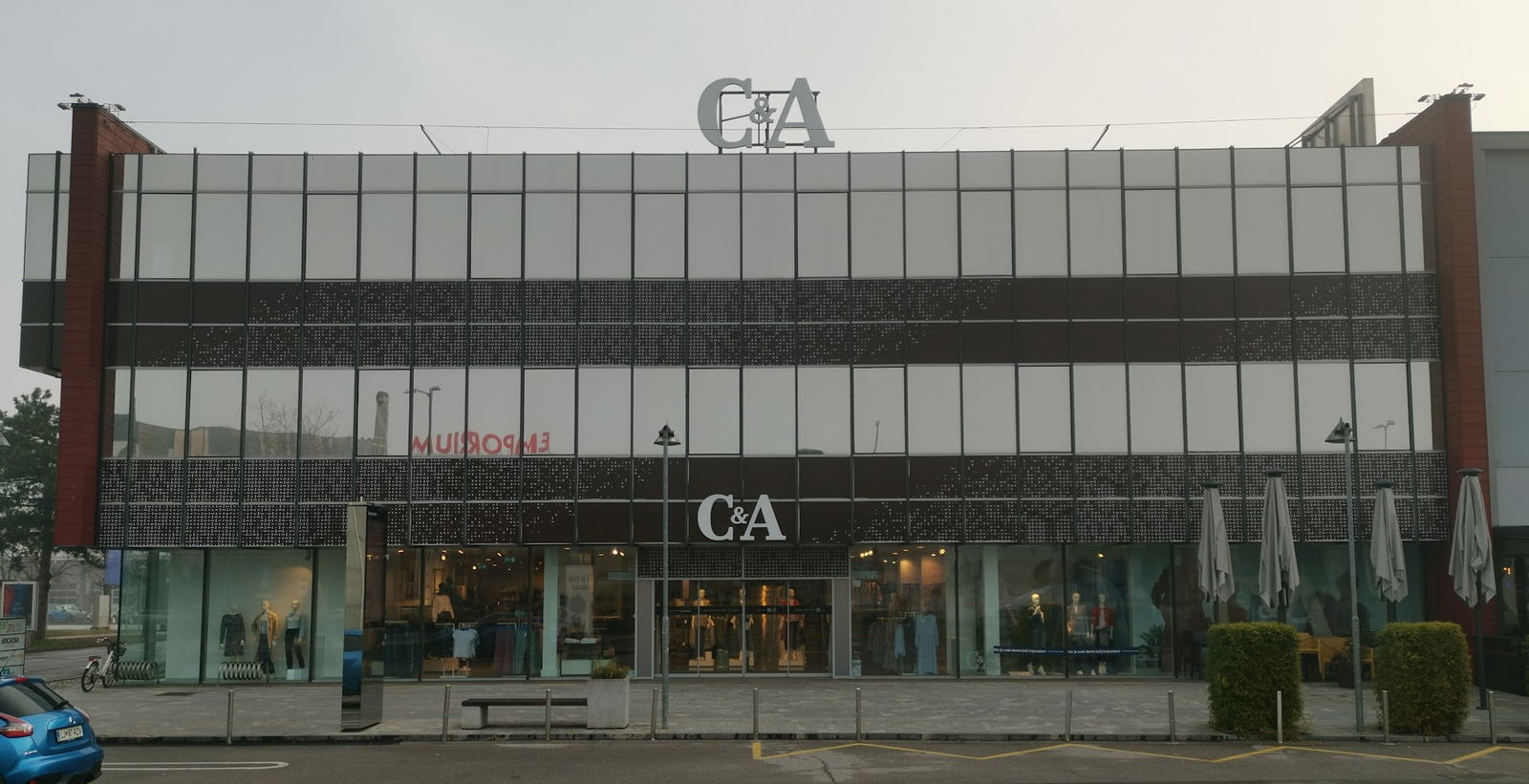 C&A