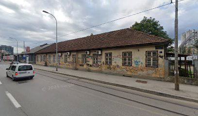 Hanuševa ul. 11 Parking