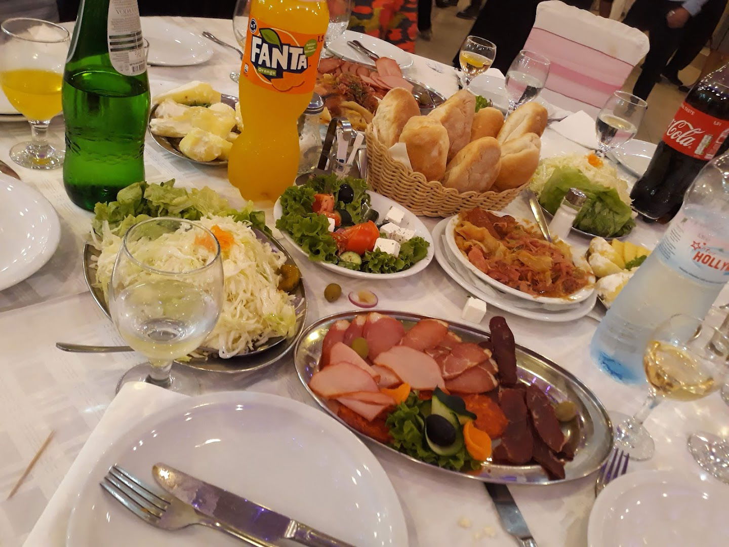 Dvor Aleksandar Ledine - restorani-za-svadbe.com