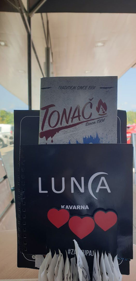 Kavarna Lunca