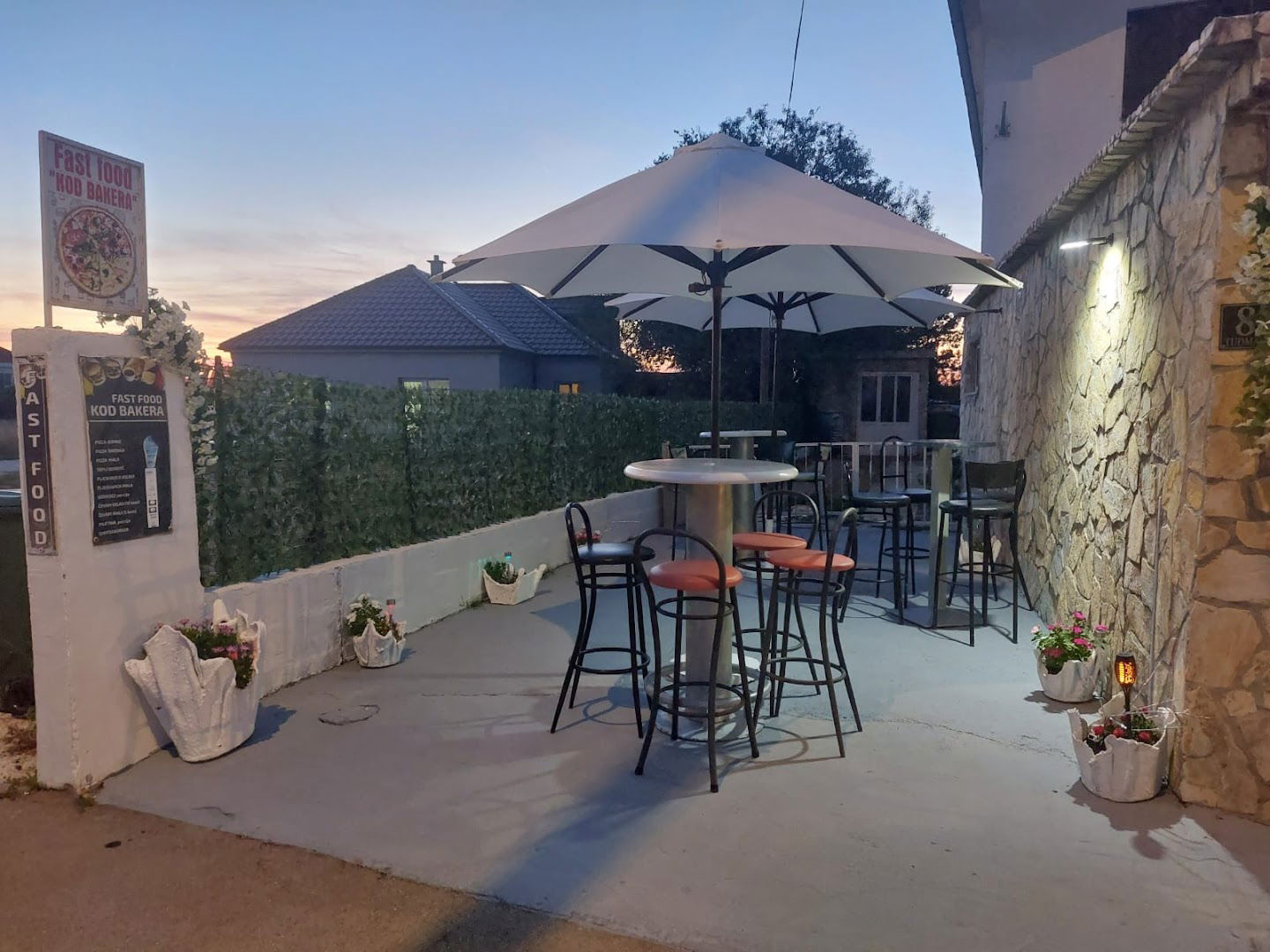Fast Food "Kod Bakera"