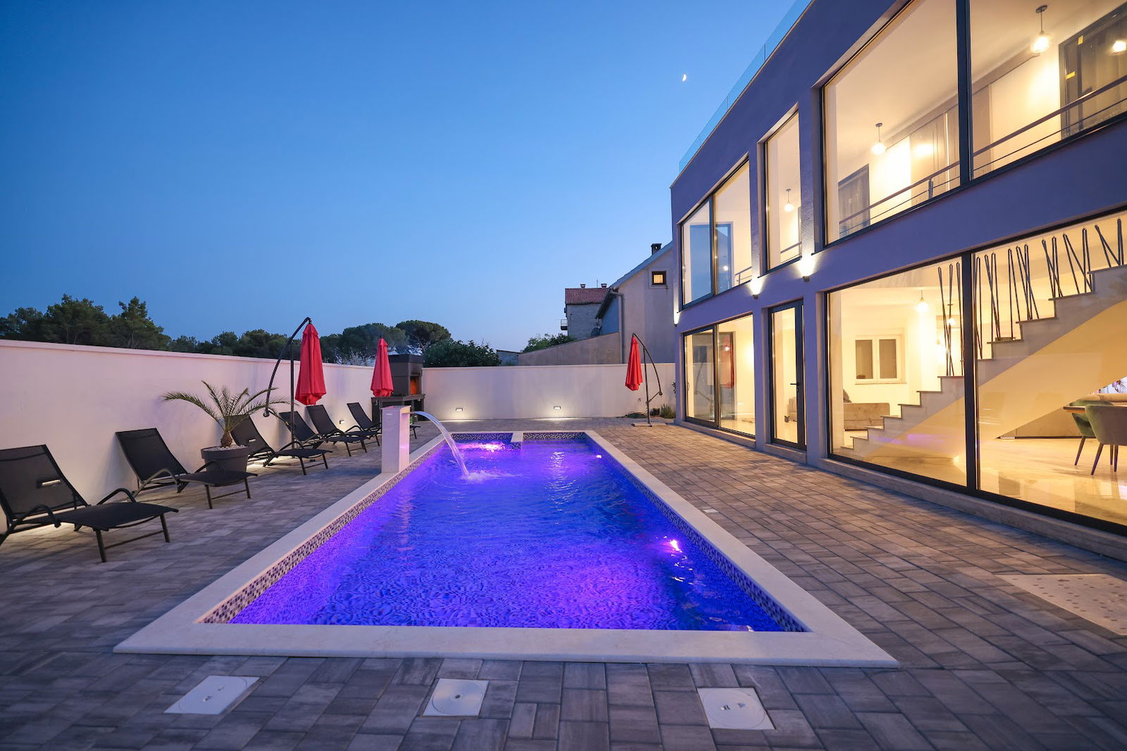 Villa Rhapsody in Green